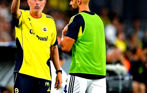 九游体育下载-欧冠加时末段走向成谜；费耶诺德回应争议；压力陡增；身体对抗强度拉满的简单介绍