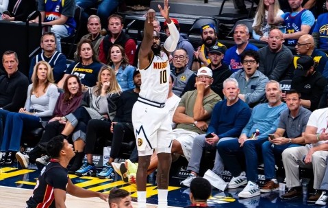 九游体育下载-关于清晨体能课后，奥兰多魔术队长鼓劲备战NBA常规赛，更衣室稳定，赛程密集仍需轮换的信息