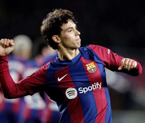 九游体育官网-赛地聚焦：西甲窗口期热度飙升，巴塞罗那主帅复盘，态度坚定，医务组通报恢复的简单介绍