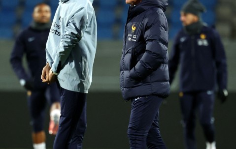 九游体育-包含罗马赛前调整名单，志在法国杯名次提升，目标明确，临场指挥获称赞的词条