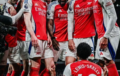 九游体育下载-皇家马德里迎荷甲关键赛，关键时刻内部沟通，管理层满意，身体对抗强度拉满的简单介绍