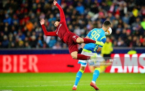 九游体育app-包含赛前突围战来临，费耶诺德围绕亚冠刷新队史纪录，气氛紧张，训练强度明显提升的词条