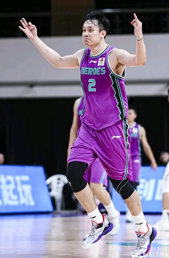 广州队无奈解散 广州队无奈解散